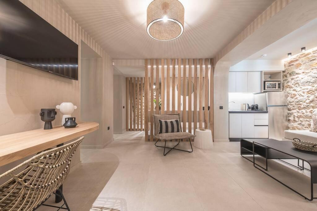 Apollonos 28 Luxury Suites أثينا المظهر الخارجي الصورة