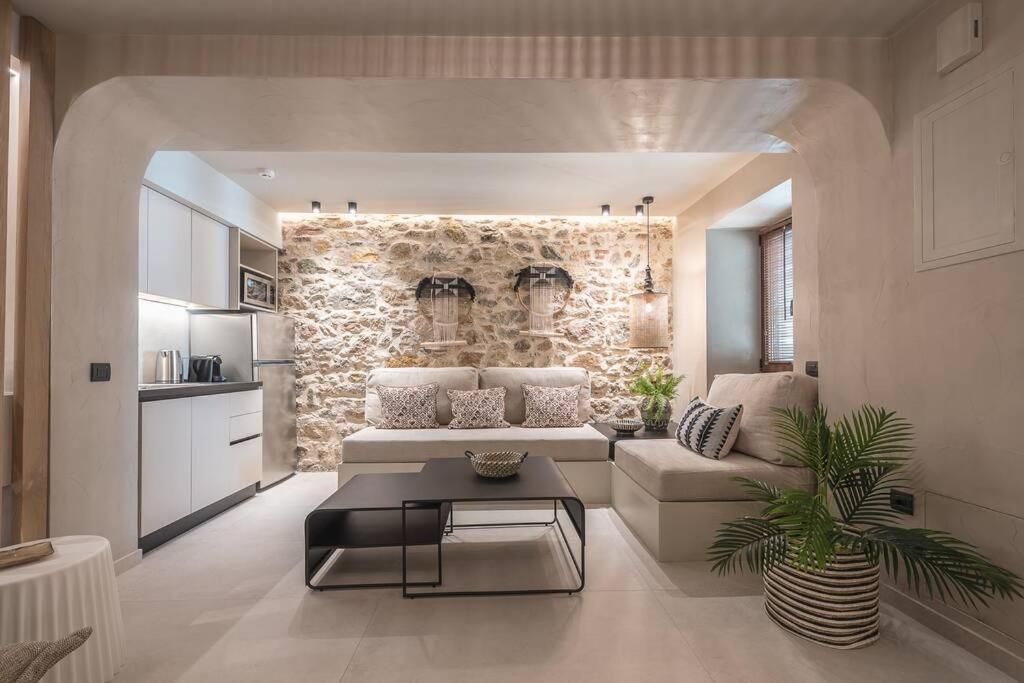 Apollonos 28 Luxury Suites أثينا المظهر الخارجي الصورة