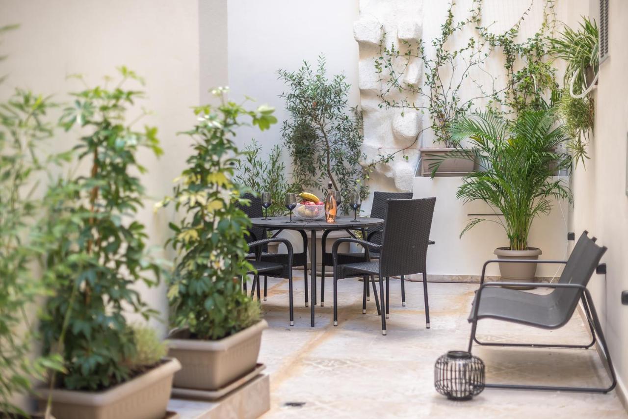 Apollonos 28 Luxury Suites أثينا المظهر الخارجي الصورة